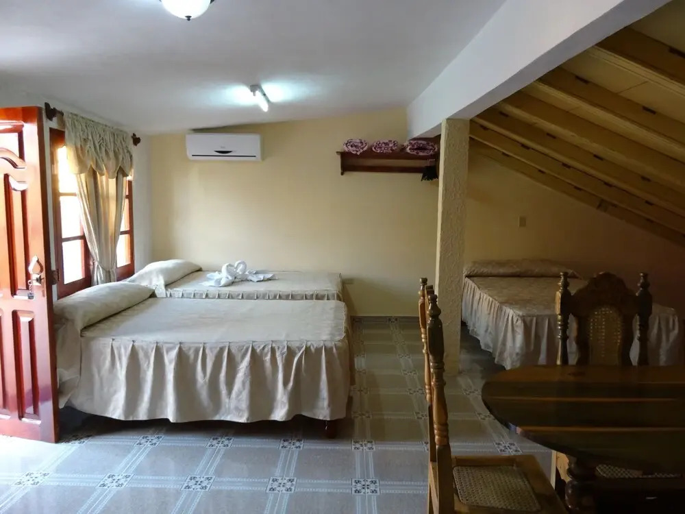 Hostal El Atico