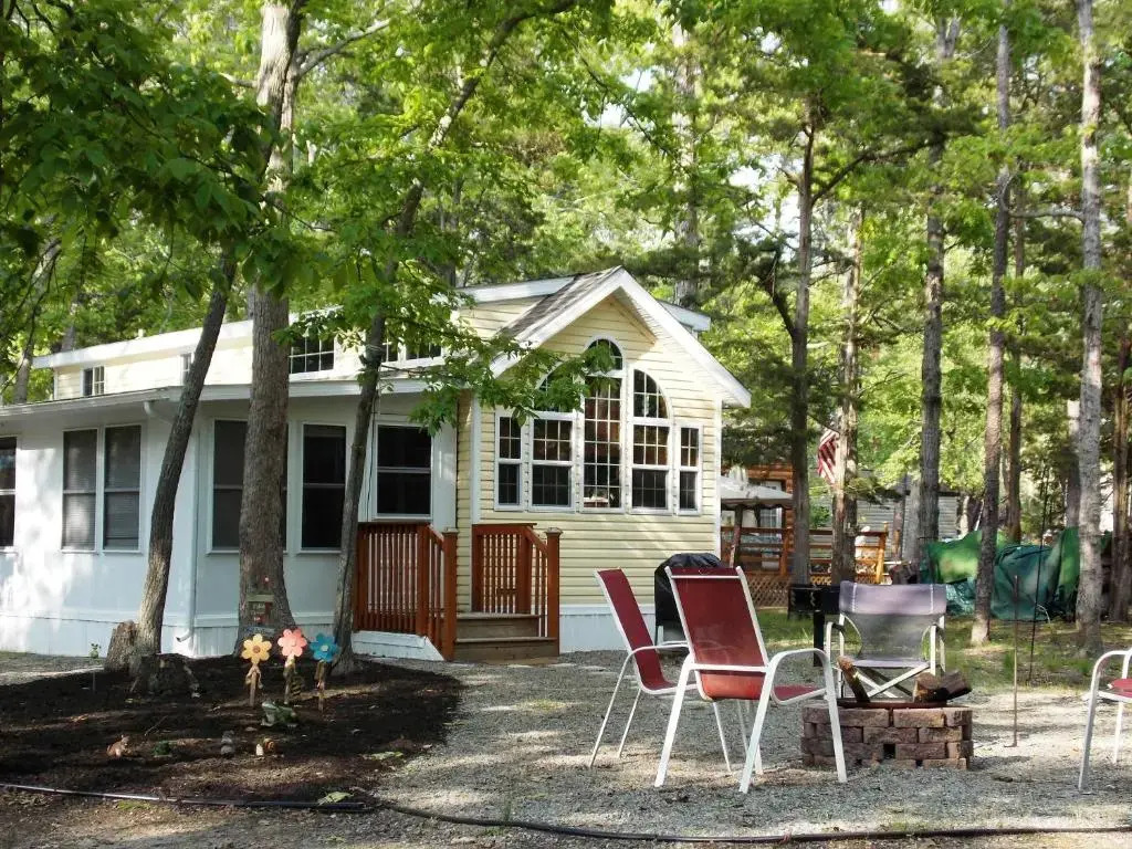 Sea Pines Loft Park Model 5