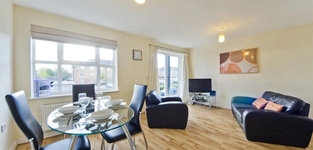 Woodgate Court Apartments