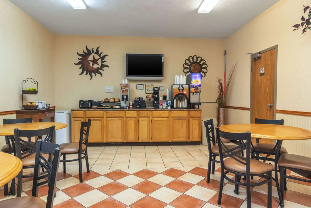 Econo Lodge Kent - Akron West