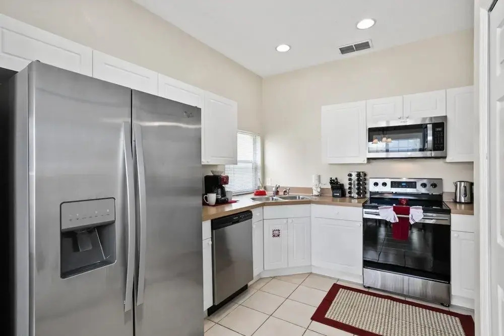 4 bed Single Level Home in Windsor Palms Sleeps 8