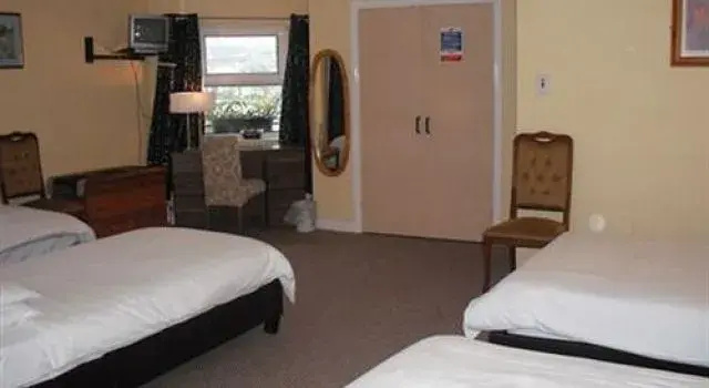 Iona Inn