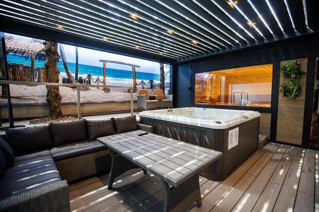 Arena Deluxe & Spa