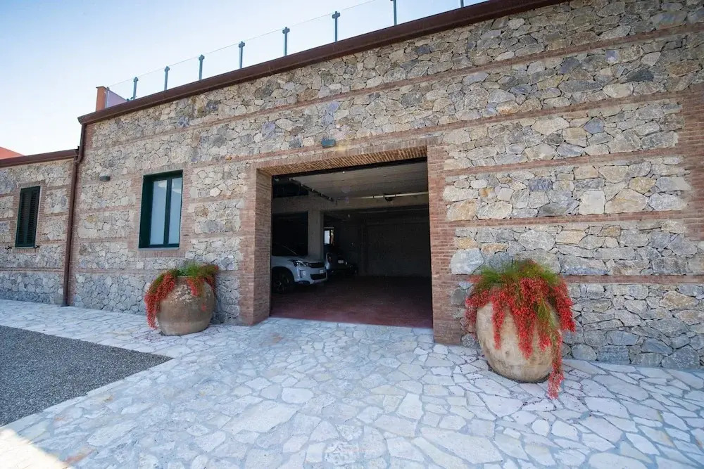 "Il Segreto" Vista Panoramica sulle Isole Eolie con Piscina, palestra e WiFi