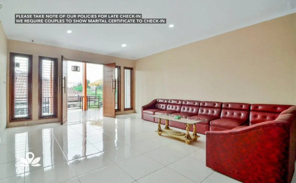 ZEN Rooms near Mercubuana Syariah