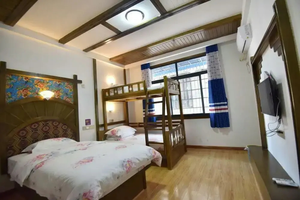 Wo Niu Downtown Inn