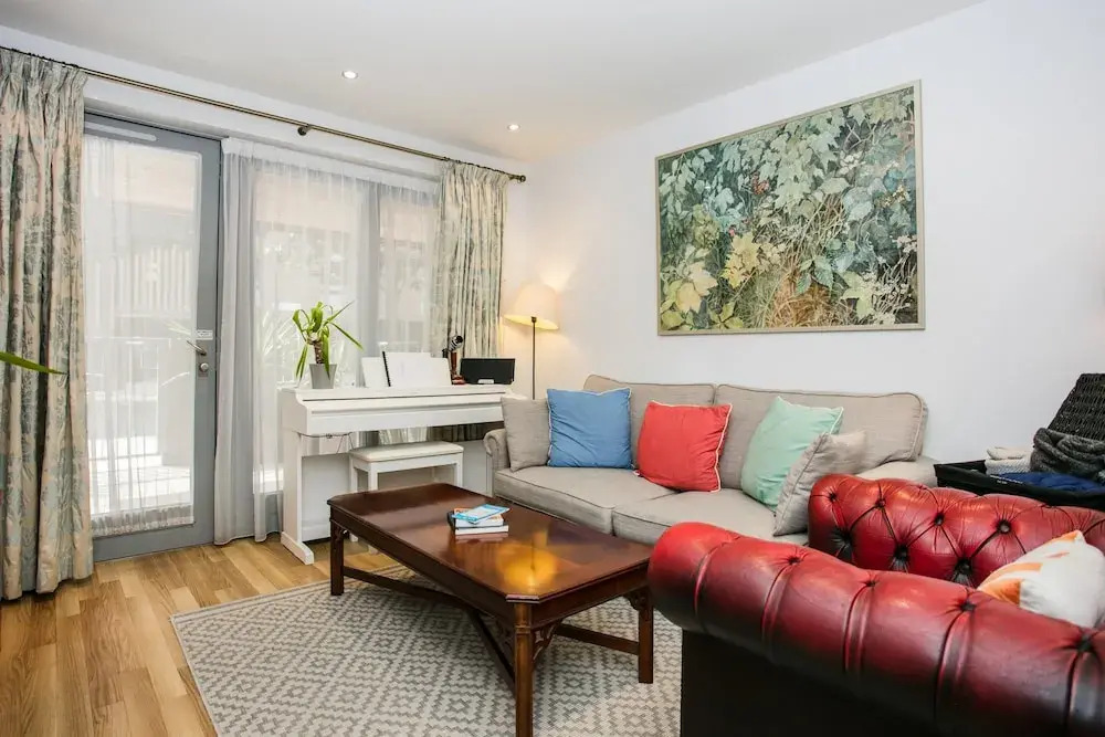 1 Bedroom Flat In Bethnal Green
