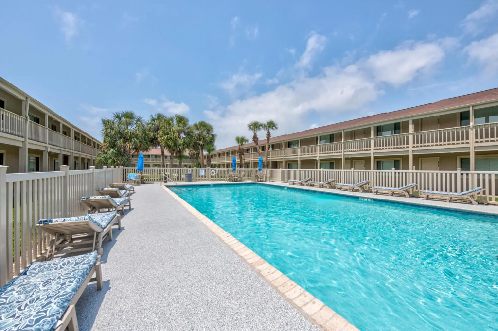 Courtyard #203