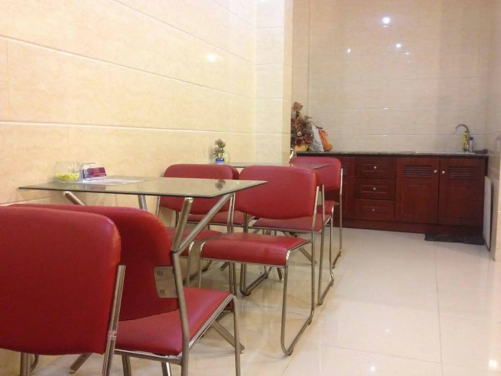 OYO 422 Nguyen Thanh Hotel