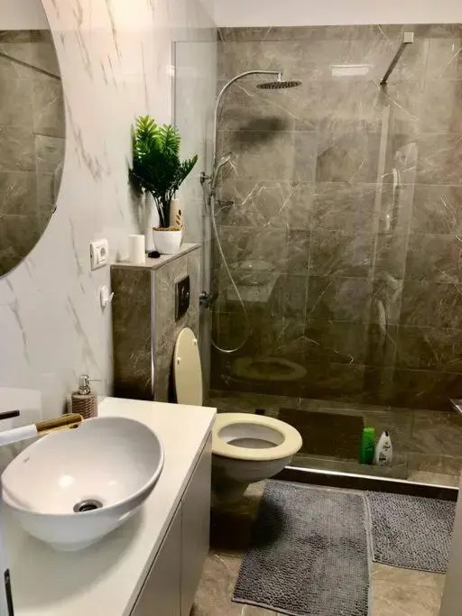 New modern apart near Center at Vivalia grand v9