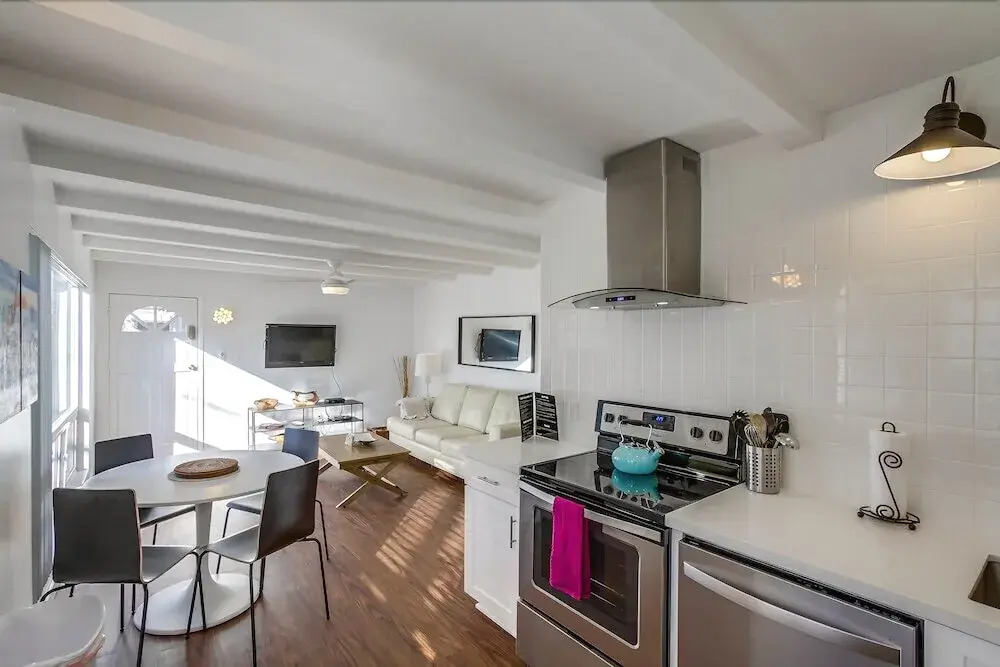 South Shore 4 7 Bedrooms 5 Bathrooms Home