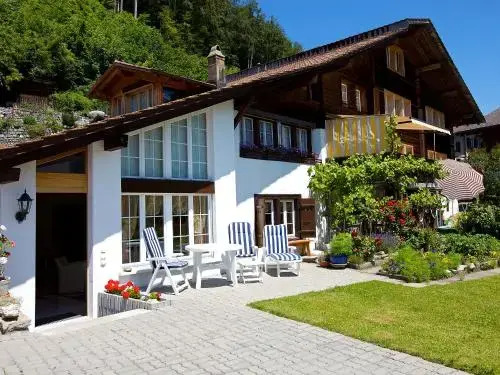 Apartment Am Brienzersee by Interhome