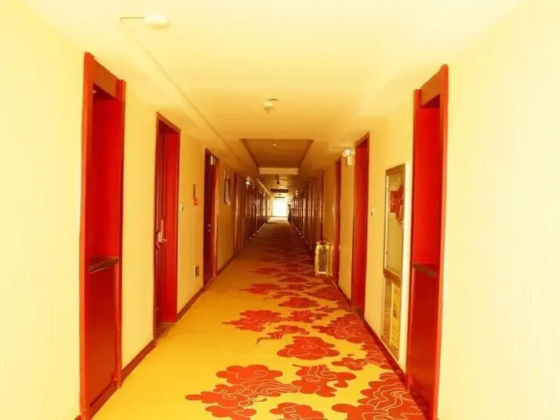 GreenTree Inn Jiuquan Century Plaza Hotel