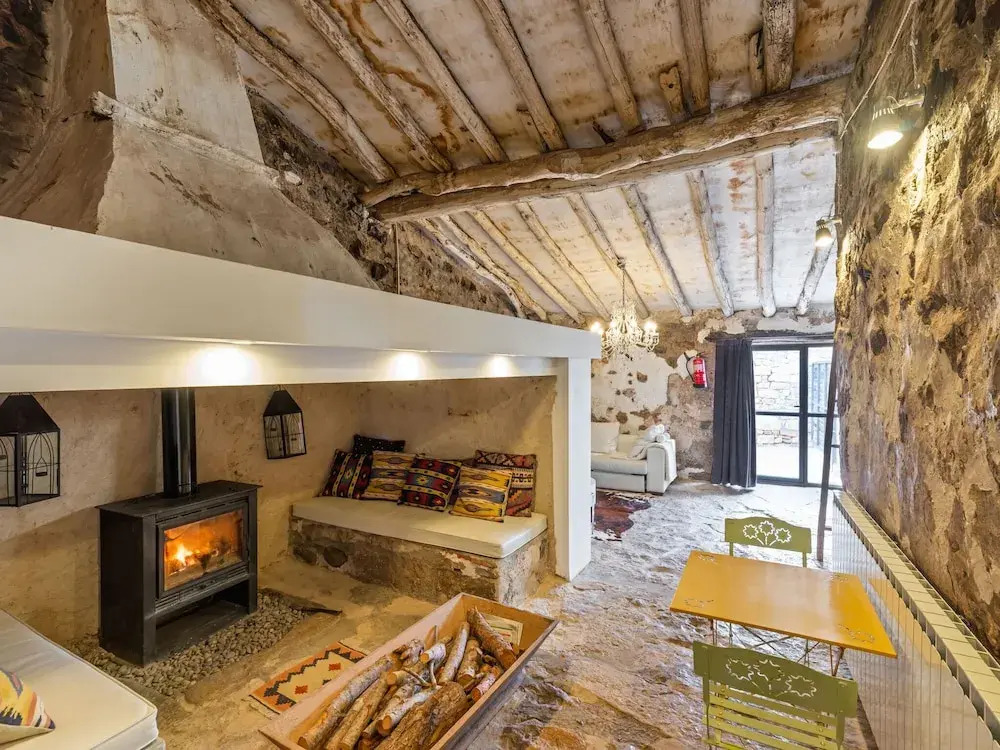 Cozy Fraga Country Escape