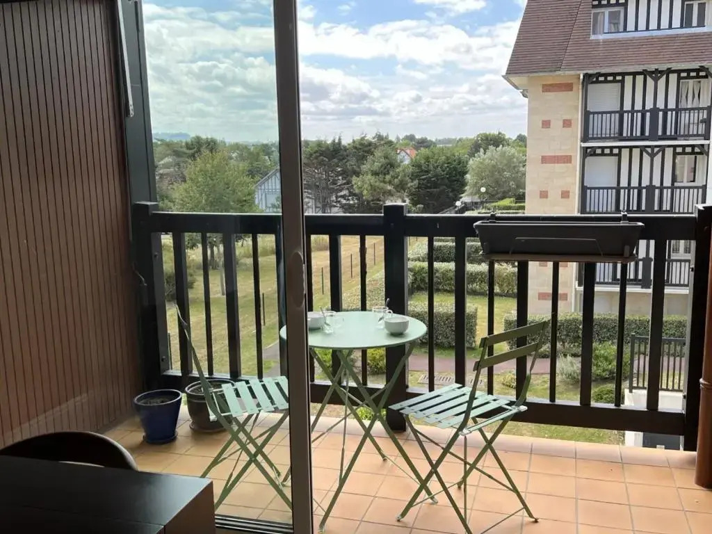 Appartement Cabourg, 2 pièces, 4 personnes - FR-1-487-234
