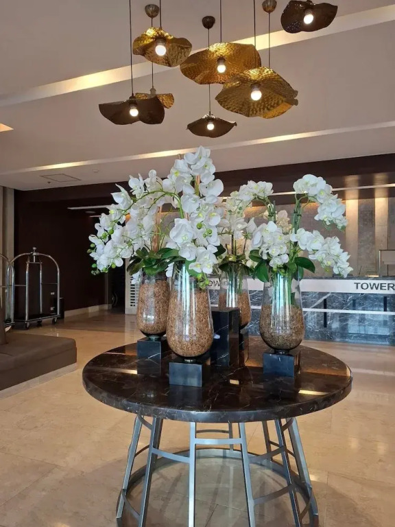 Shore Residence Manila Bay City Lights View MOA Complex