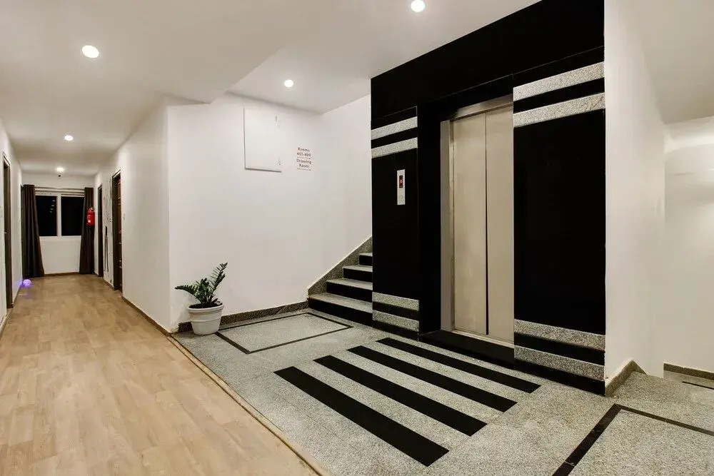 OYO Townhouse 232 RP Road