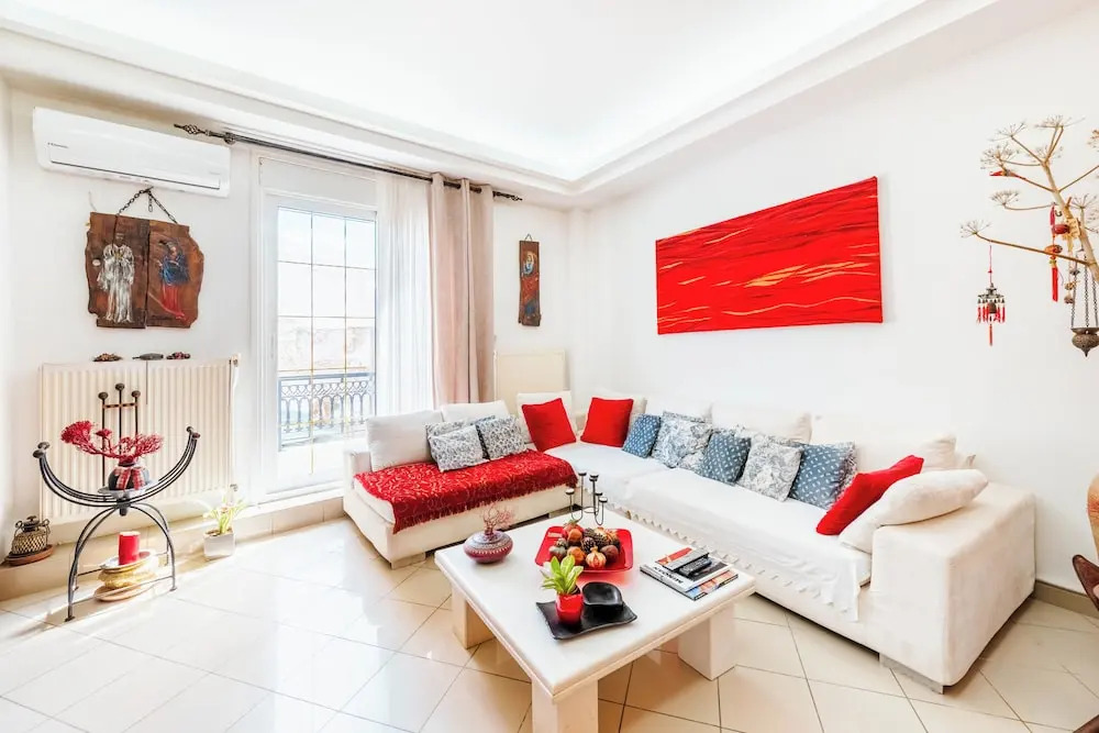 Modern 2-Bedroom Apartment in Heraklion City Center