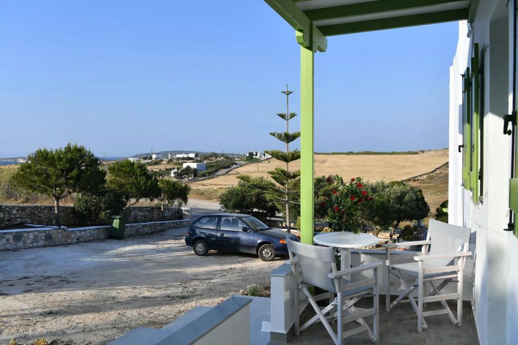 Asante Paros