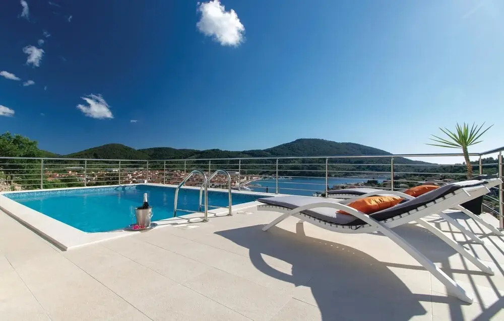 Beautiful Home in Vela Luka With Wifi and 3 Bedrooms