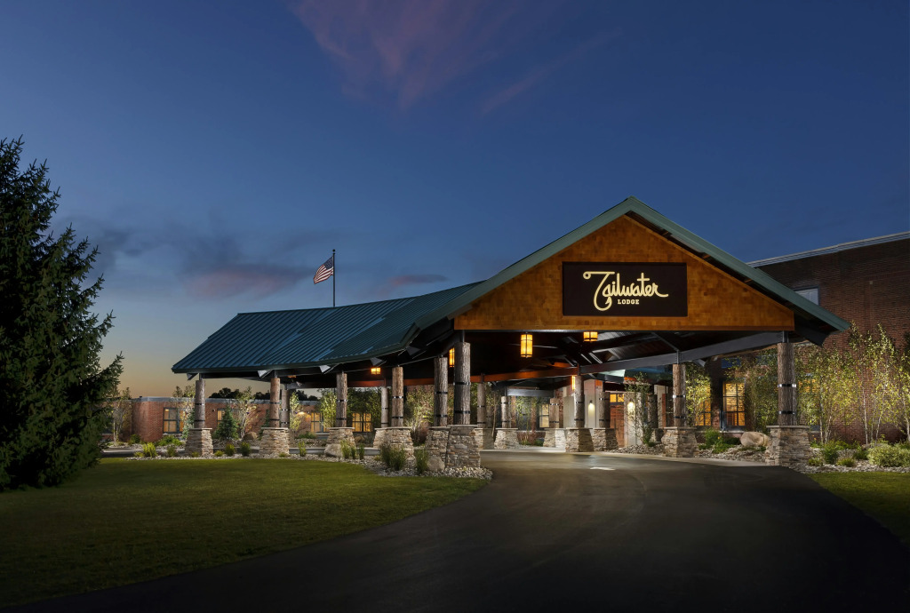 Tailwater Lodge Altmar, Tapestry Collection By Hilton