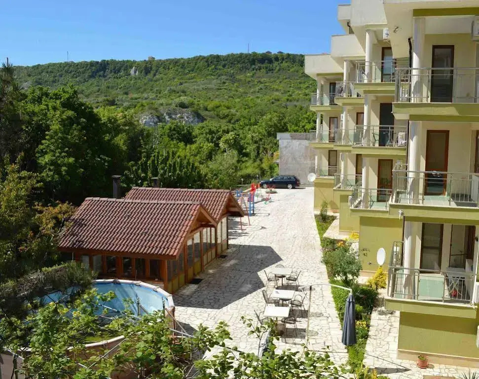 White Lagoon Beach Apartments