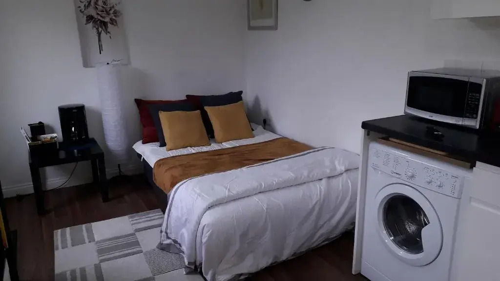 Cosy London holiday Home (Near O2 arena)