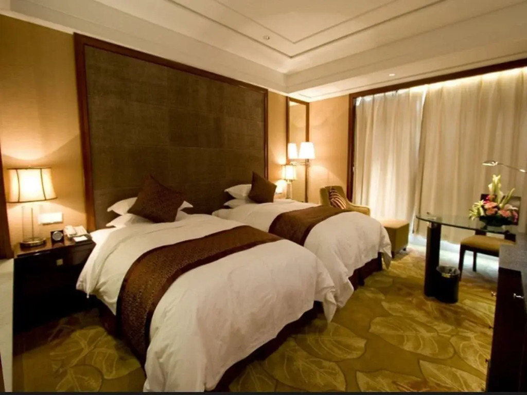 Jiaxing High Start Hotel