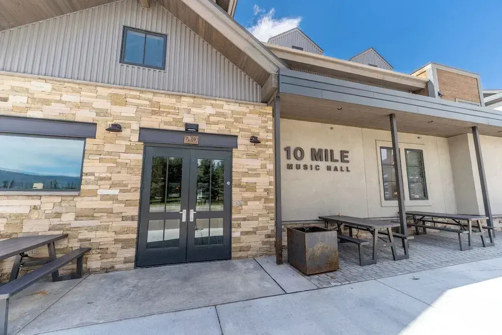 Mountain Side Condominiums 152, Building H