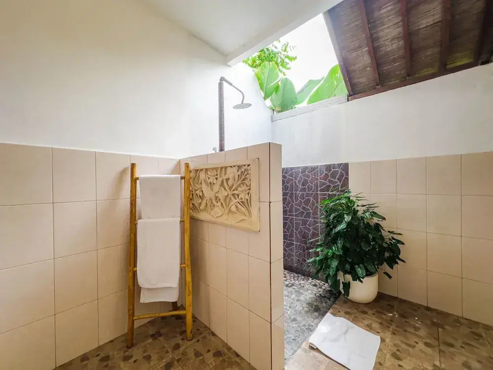 Ubud Shanti Rice Field House By Supala