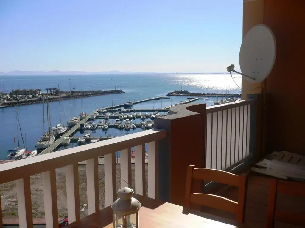 Miradores Del Puerto One Bedroom Apartment LMHR19
