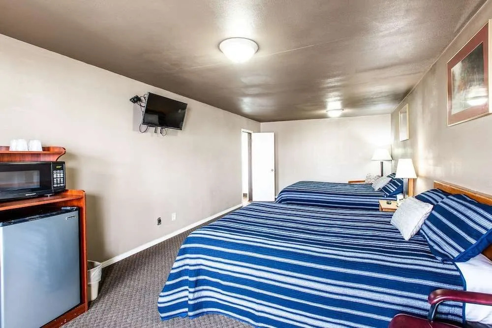 Autzen Inn