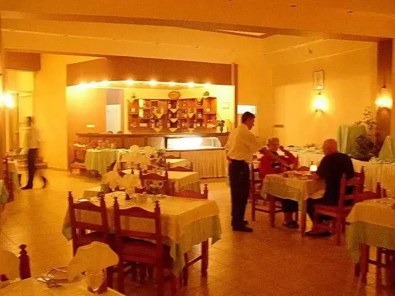 Hotel Sampati