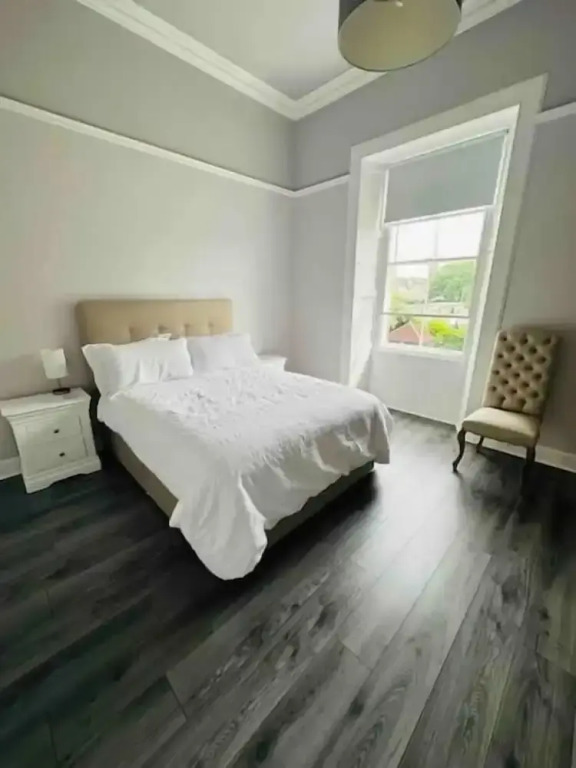 Burnock Lodge - Donnini Apartments