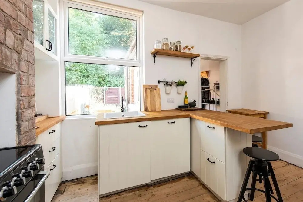Cosy and Family-friendly Home in Greater Manchester