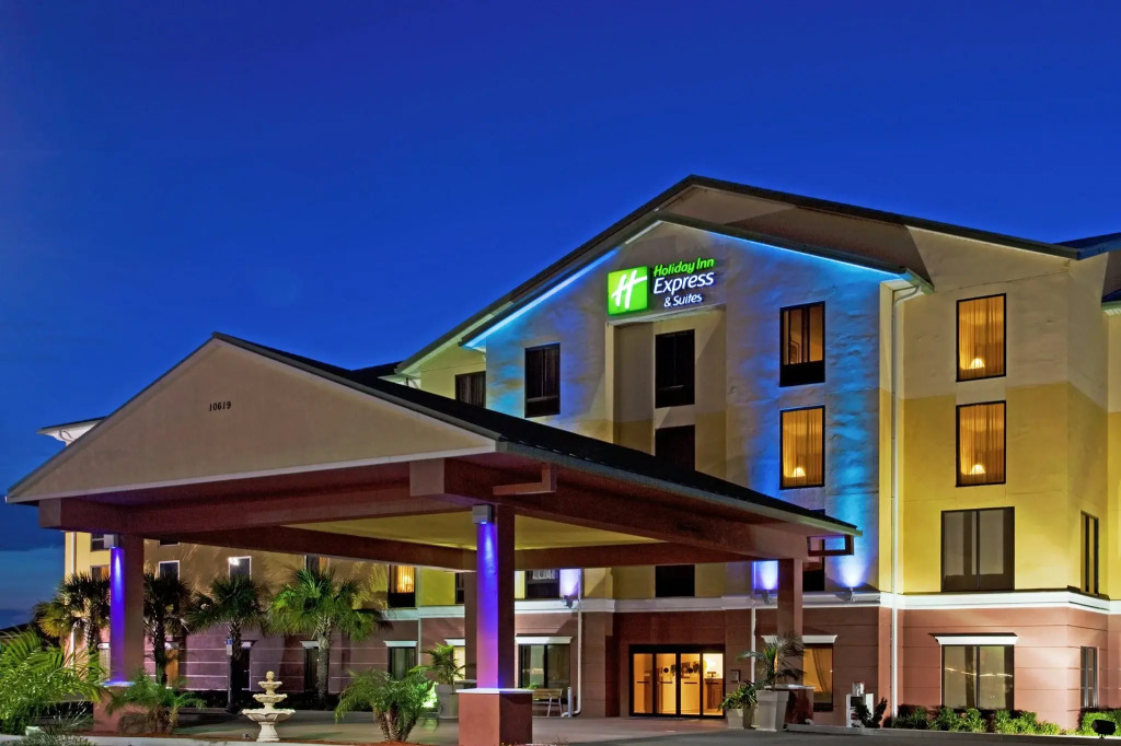 Holiday Inn Express Hotel & Suites Port Richey by IHG