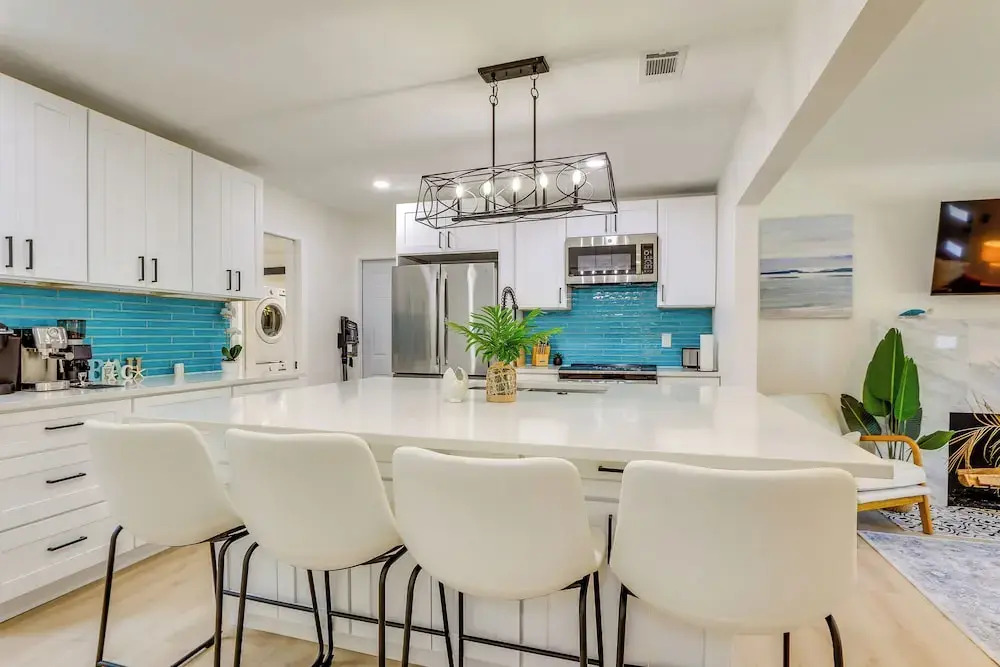 Private Hot Tub & Fenced Yard: Sleek Gulfport Home
