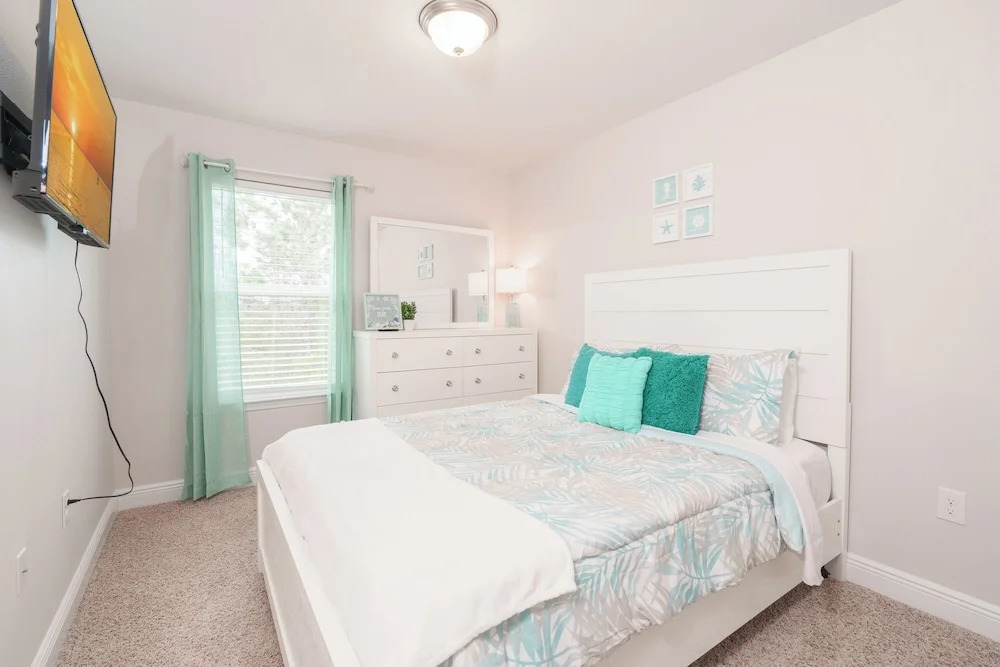 Pride of PCB Modern Townhome With Pool
