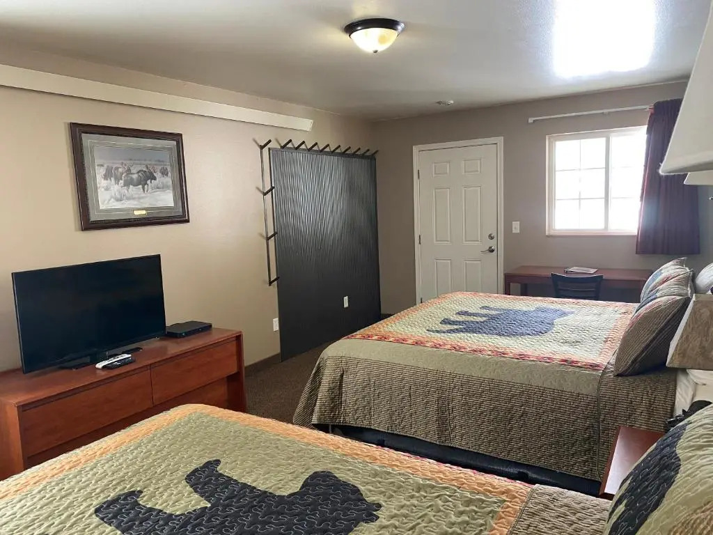 Antlers Lodge