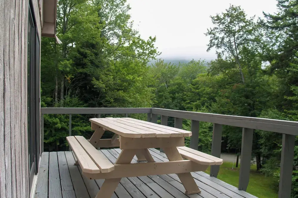 Cozy Mountain Retreat w/ Deck ~ 3 Mi to Mount Snow