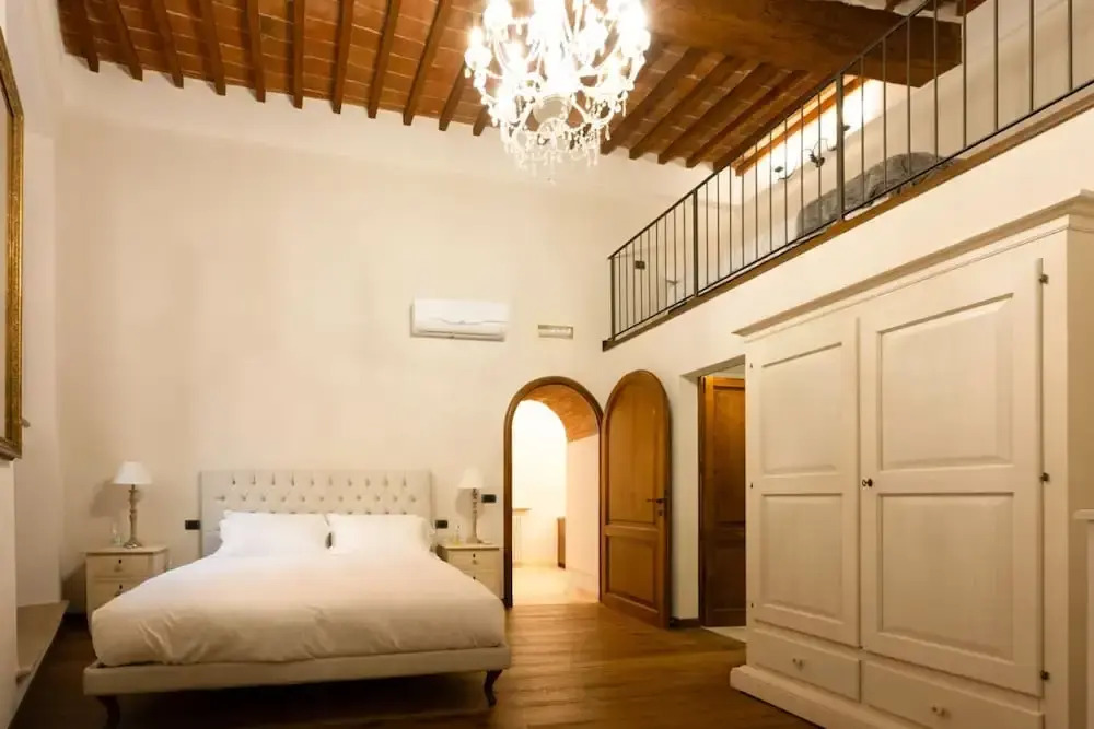 Tuscan Palace - Buratti Apartment
