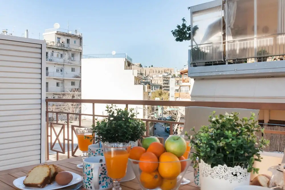 Nephiria's Boho House with Acropolis View