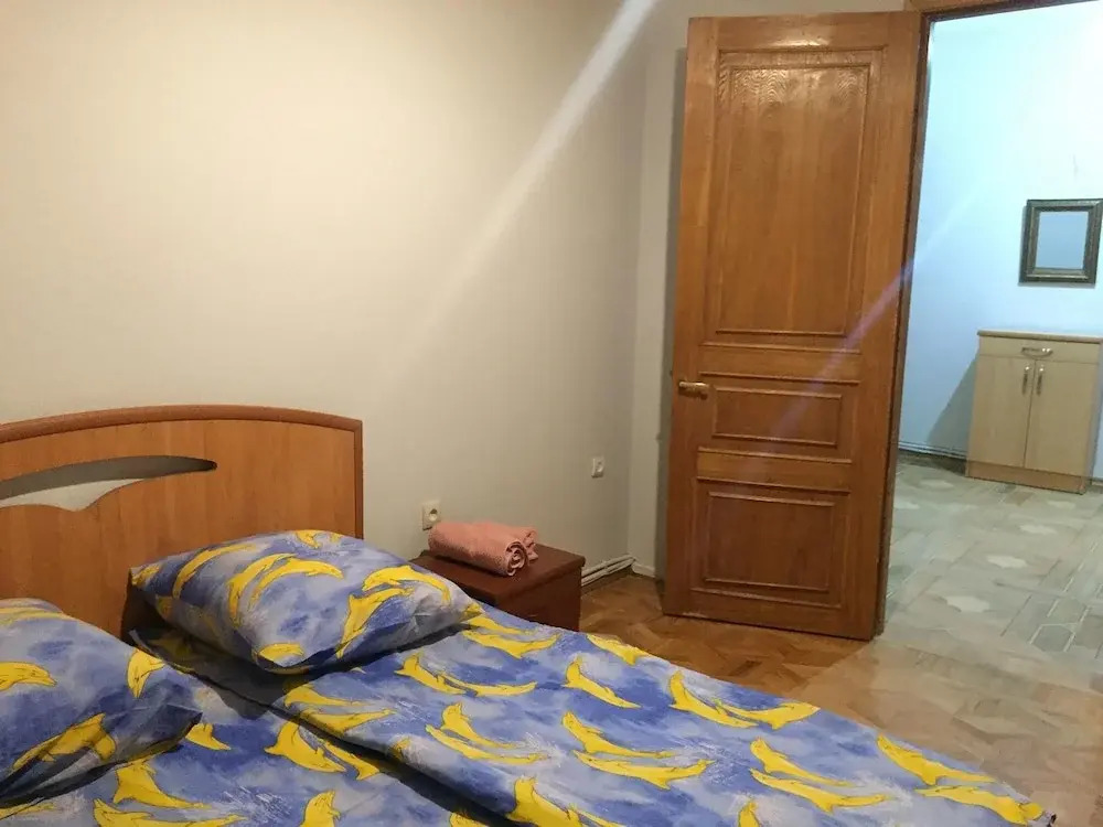 Republic Square apt&Tours