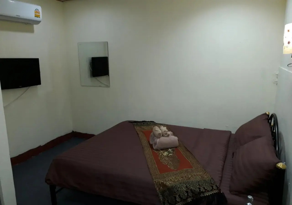 CV25 Guesthouse