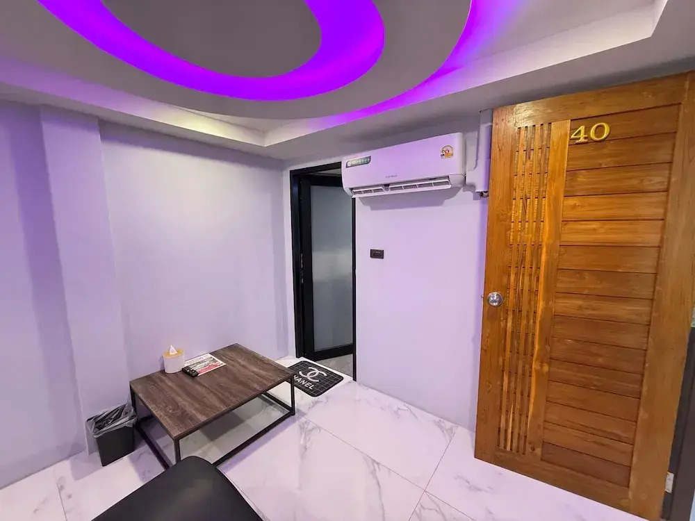 Bankhunchang Ramkhamhaeng hotel