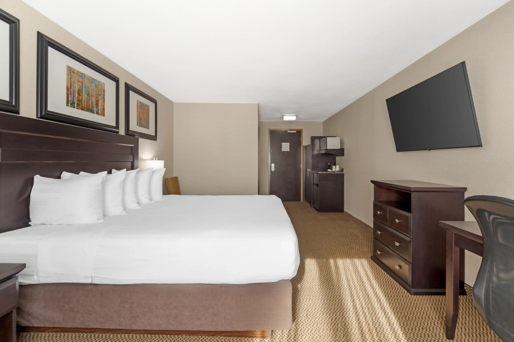Best Western Bonnyville Inn & Suites