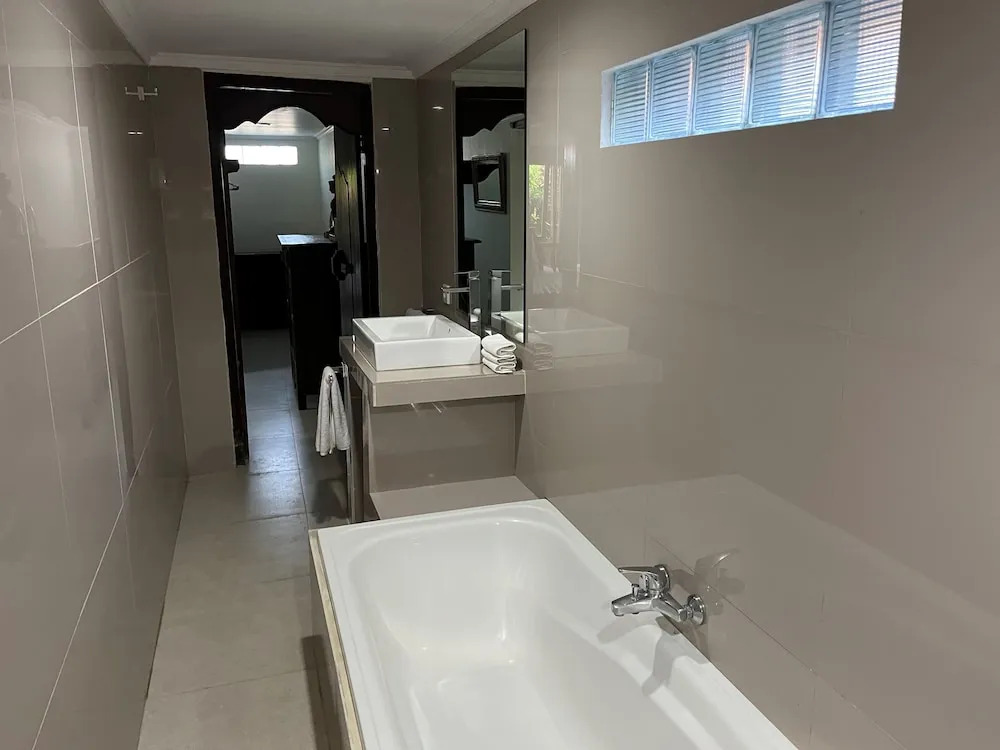 Samas Cottages and Villas