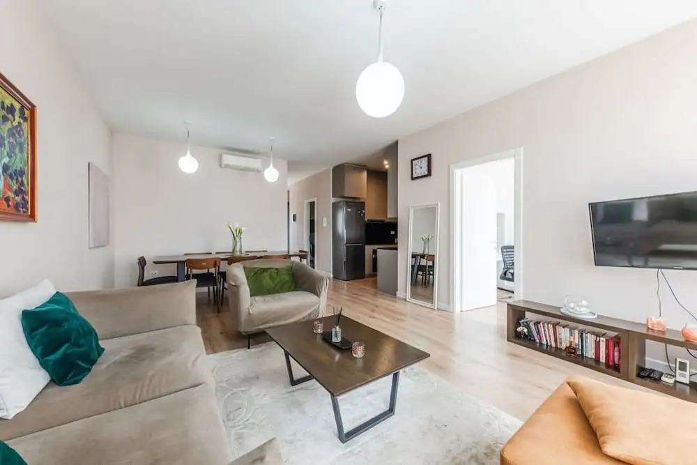 2-br Apartment Close to Radio Shkodra Roger That