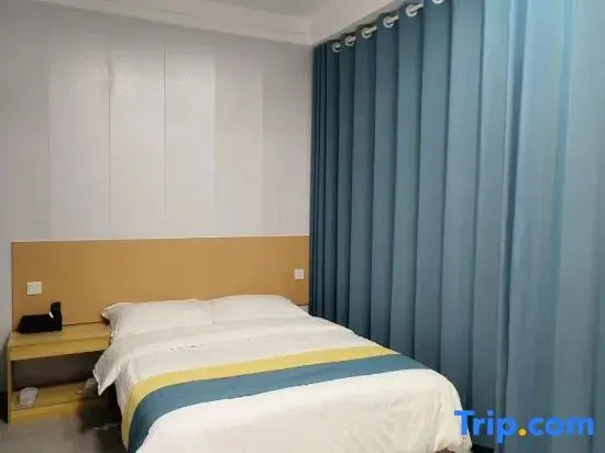 Nanchong Gaoping Longmen Jiayu Business Hotel