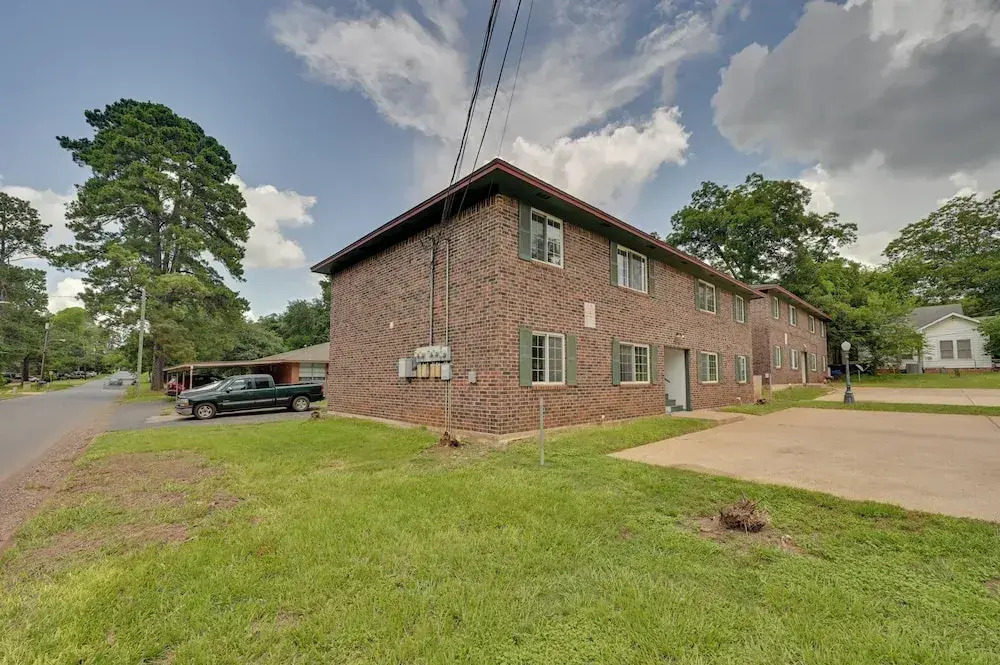 Walk to SFA Campus: Pet-friendly Nacogdoches Condo